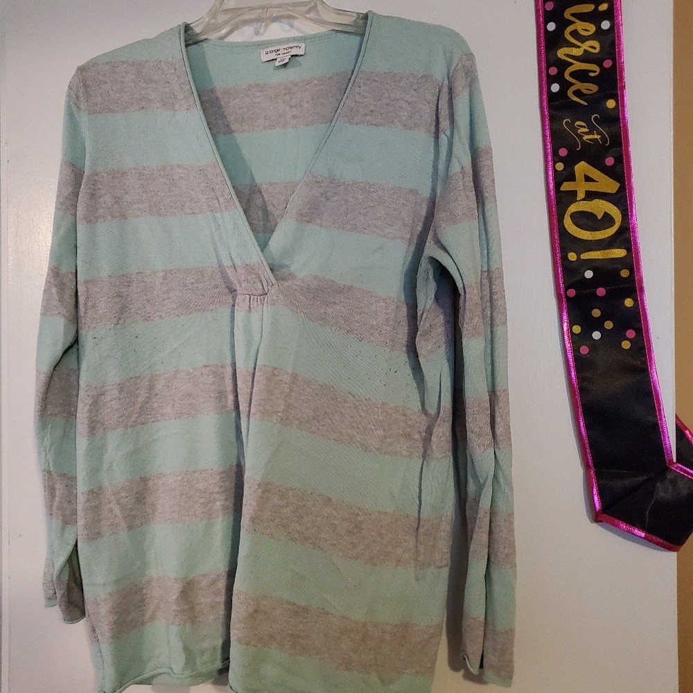 Maternity sweater